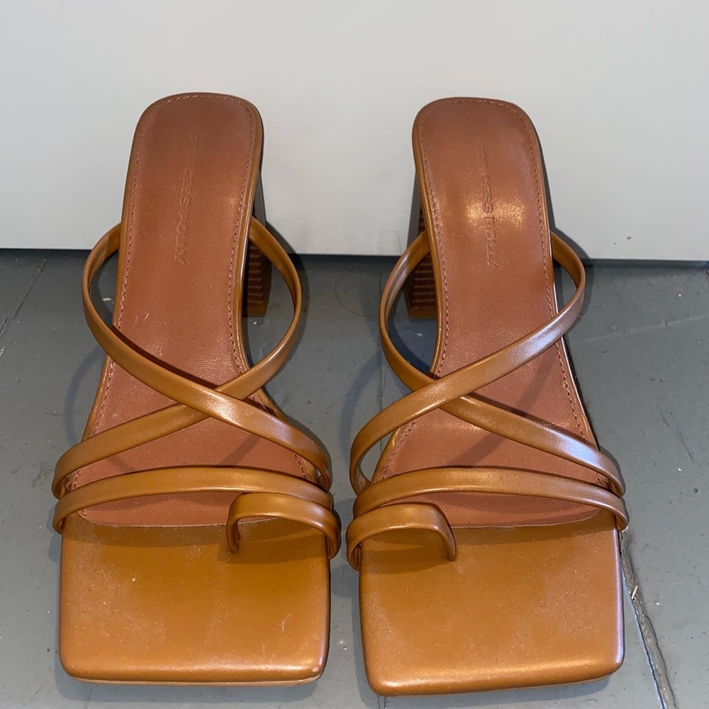 Brown Princess Polly Kitten Heels Size 7.5